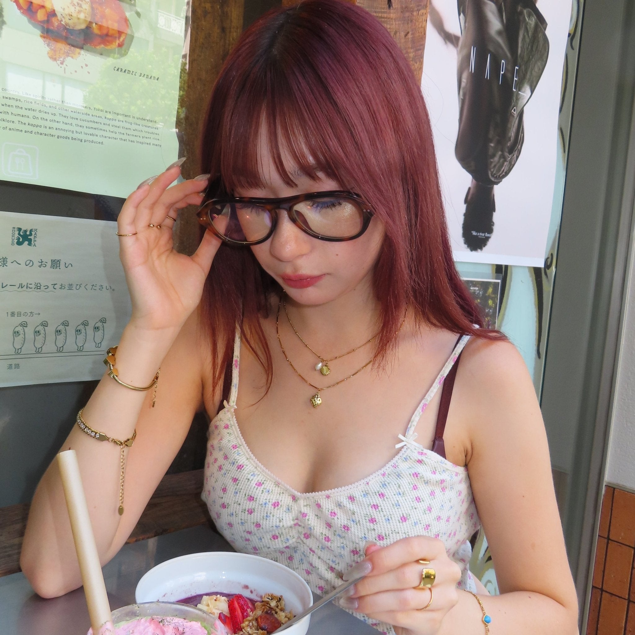 Shell strawberry necklace (2セット) - 𝐇𝐨𝐧𝐞𝐲 𝐁𝐮𝐭𝐭𝐞𝐫 𝐍𝐢𝐧𝐞