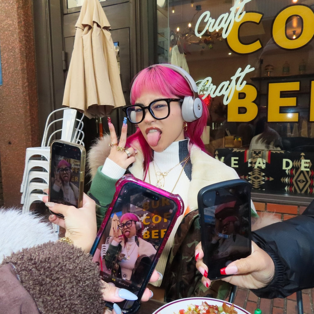 Square clear glasses - 𝐇𝐨𝐧𝐞𝐲 𝐁𝐮𝐭𝐭𝐞𝐫 𝐍𝐢𝐧𝐞