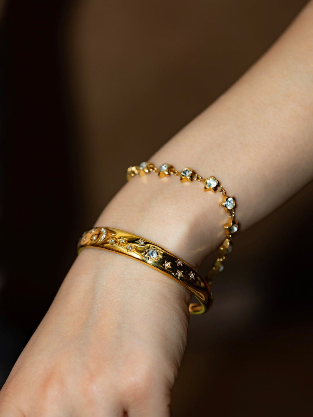 【ブレスレット】Star glow bracelet - 𝐇𝐨𝐧𝐞𝐲 𝐁𝐮𝐭𝐭𝐞𝐫 𝐍𝐢𝐧𝐞