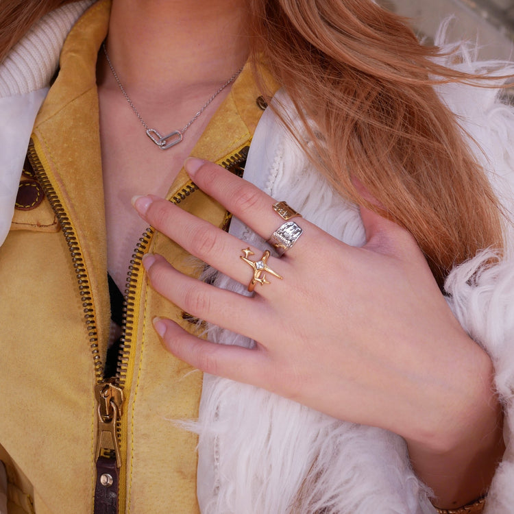 【リング】Starlit ring - 𝐇𝐨𝐧𝐞𝐲 𝐁𝐮𝐭𝐭𝐞𝐫 𝐍𝐢𝐧𝐞