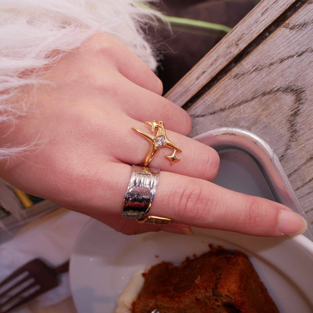 【リング】Starlit ring - 𝐇𝐨𝐧𝐞𝐲 𝐁𝐮𝐭𝐭𝐞𝐫 𝐍𝐢𝐧𝐞