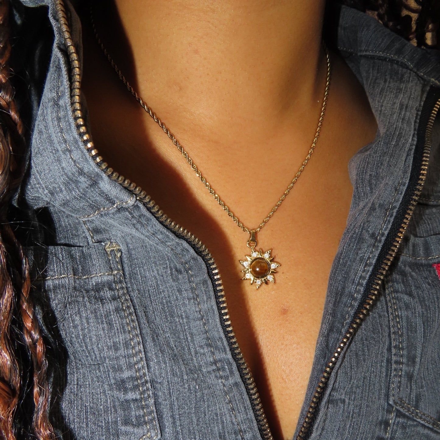 Sun brown necklace - 𝐇𝐨𝐧𝐞𝐲 𝐁𝐮𝐭𝐭𝐞𝐫 𝐍𝐢𝐧𝐞