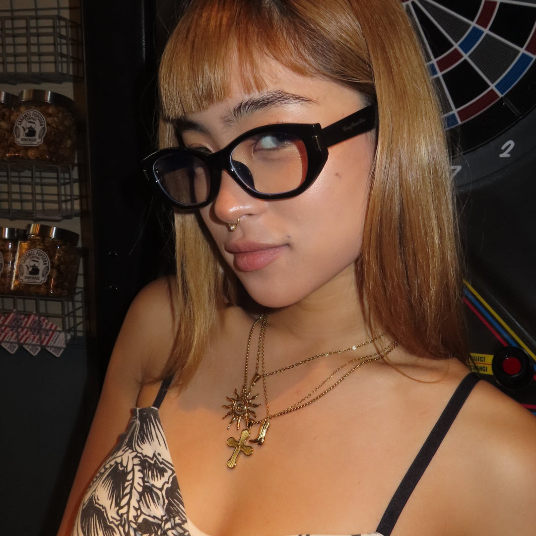 Sun necklace - 𝐇𝐨𝐧𝐞𝐲 𝐁𝐮𝐭𝐭𝐞𝐫 𝐍𝐢𝐧𝐞