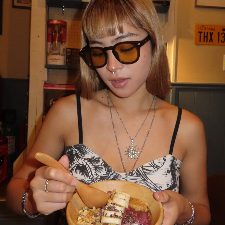 Sun necklace - 𝐇𝐨𝐧𝐞𝐲 𝐁𝐮𝐭𝐭𝐞𝐫 𝐍𝐢𝐧𝐞