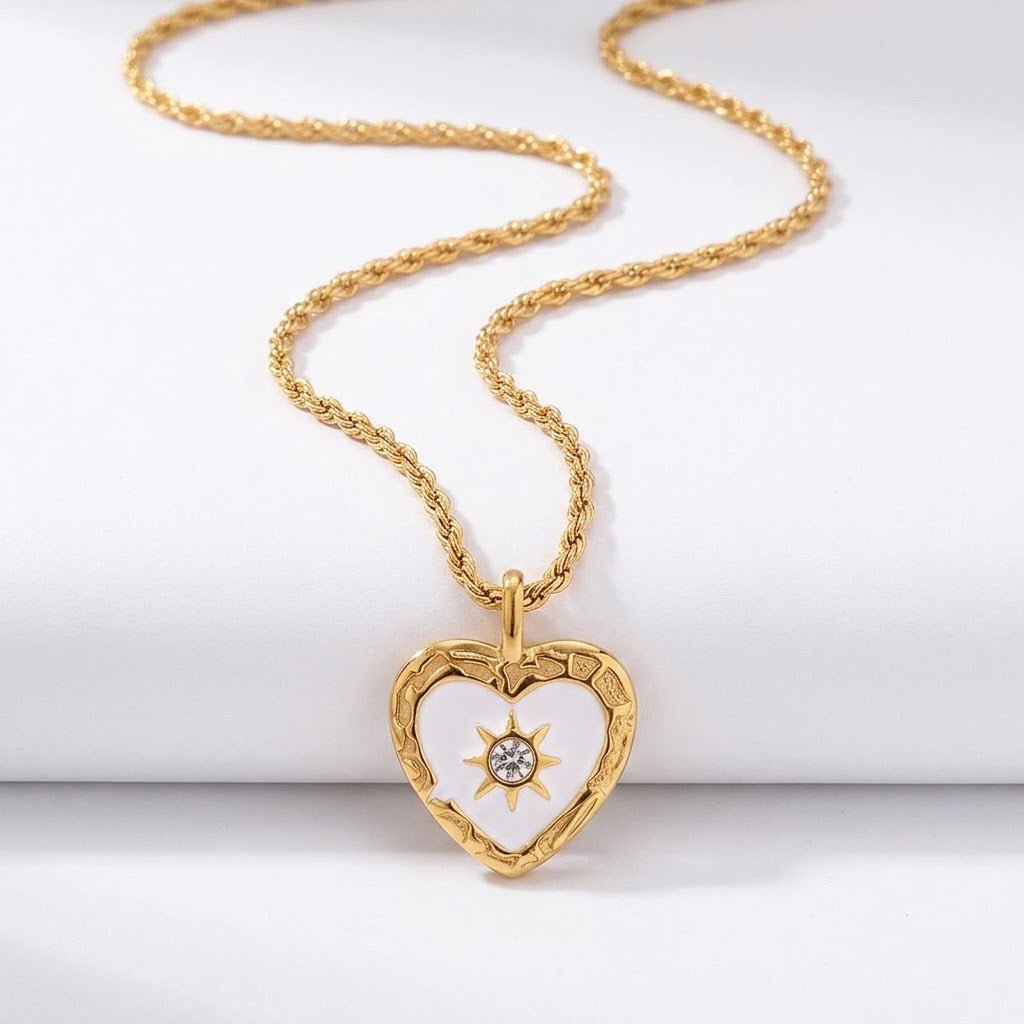 Sweet sun heart necklace - 𝐇𝐨𝐧𝐞𝐲 𝐁𝐮𝐭𝐭𝐞𝐫 𝐍𝐢𝐧𝐞