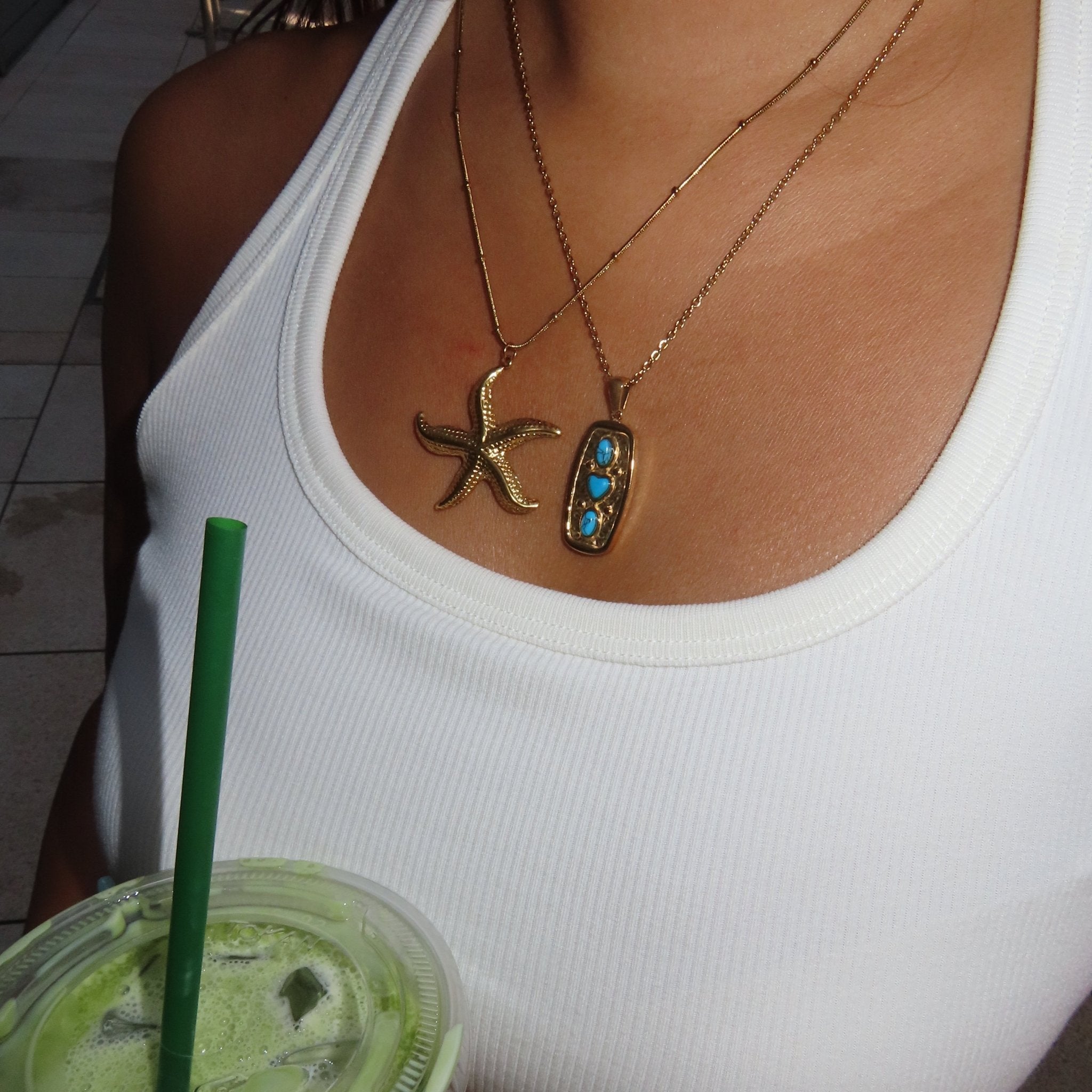 Turquoise plate necklace - 𝐇𝐨𝐧𝐞𝐲 𝐁𝐮𝐭𝐭𝐞𝐫 𝐍𝐢𝐧𝐞