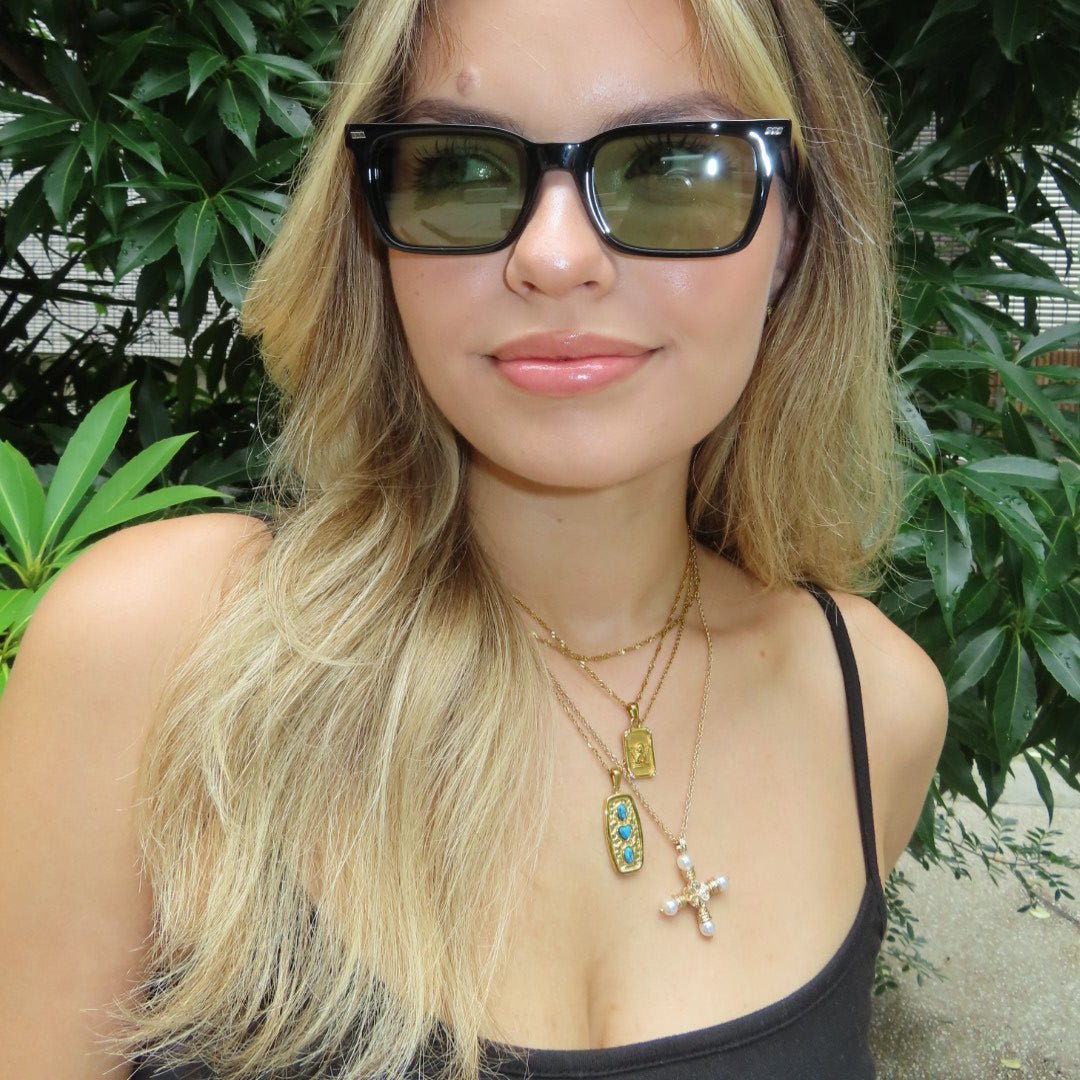 Turquoise plate necklace - 𝐇𝐨𝐧𝐞𝐲 𝐁𝐮𝐭𝐭𝐞𝐫 𝐍𝐢𝐧𝐞