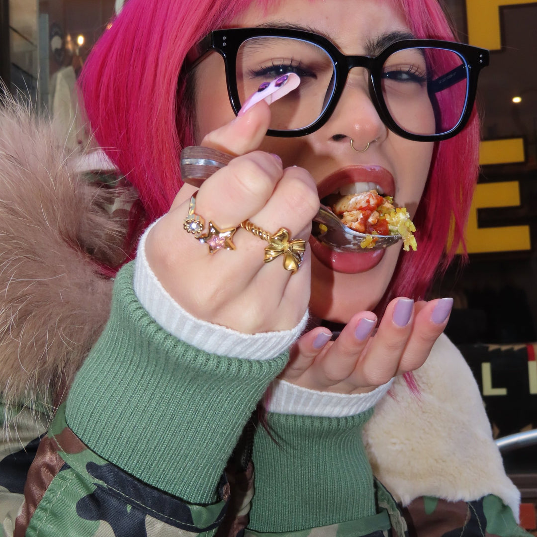 【リング】Twist ribbon ring - 𝐇𝐨𝐧𝐞𝐲 𝐁𝐮𝐭𝐭𝐞𝐫 𝐍𝐢𝐧𝐞