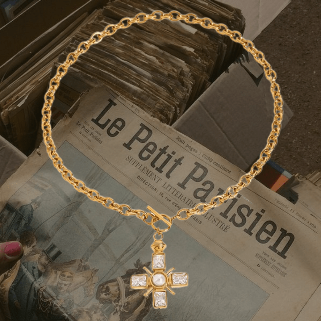 Urban saint necklace - 𝐇𝐨𝐧𝐞𝐲 𝐁𝐮𝐭𝐭𝐞𝐫 𝐍𝐢𝐧𝐞