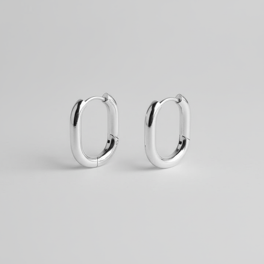 【ピアス】Vertical hoop pierce - 𝐇𝐨𝐧𝐞𝐲 𝐁𝐮𝐭𝐭𝐞𝐫 𝐍𝐢𝐧𝐞