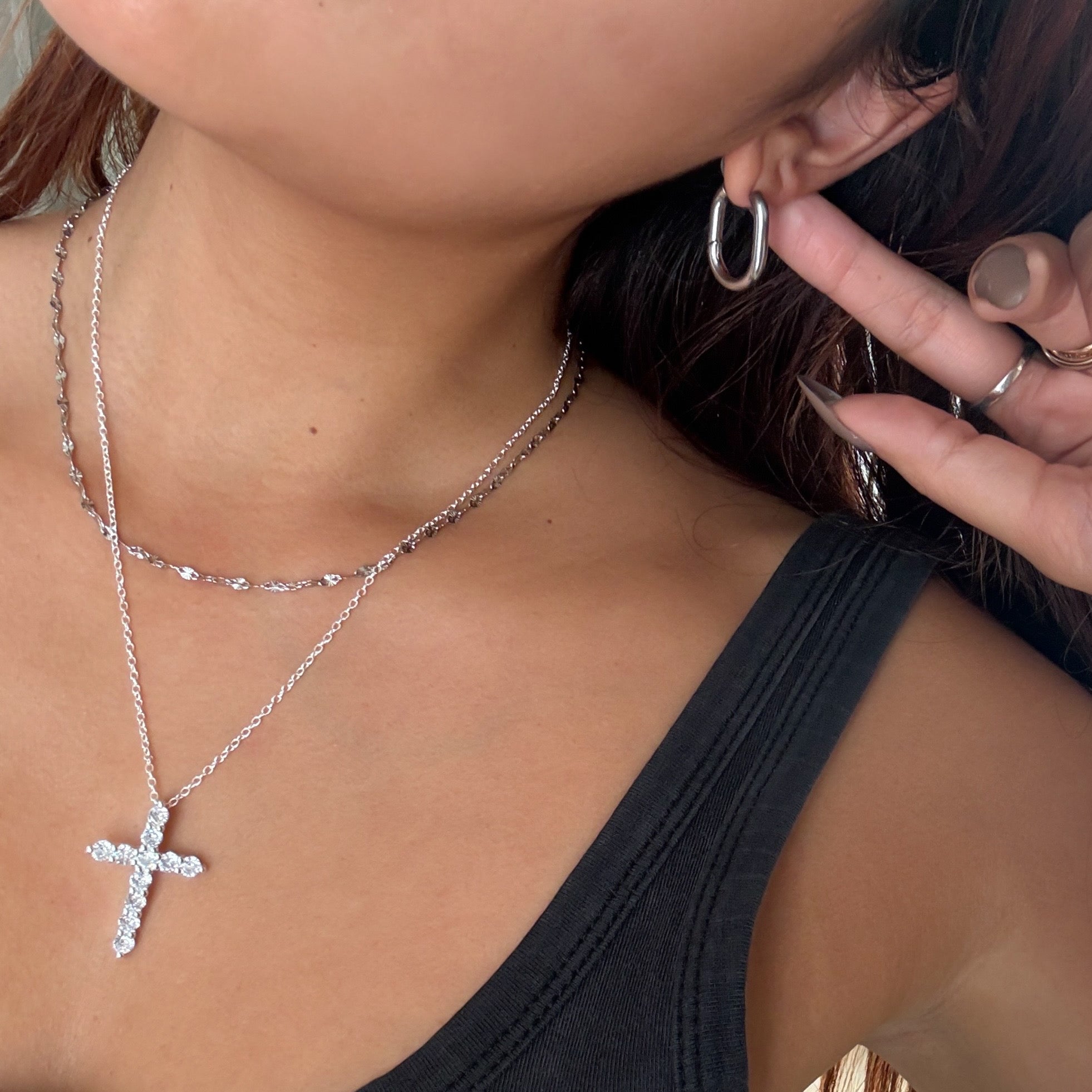 Vertical hoop pierce - 𝐇𝐨𝐧𝐞𝐲 𝐁𝐮𝐭𝐭𝐞𝐫 𝐍𝐢𝐧𝐞