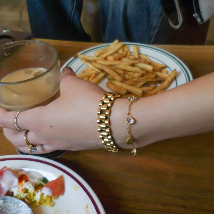 【ブレスレット】Watch bracelet - 𝐇𝐨𝐧𝐞𝐲 𝐁𝐮𝐭𝐭𝐞𝐫 𝐍𝐢𝐧𝐞