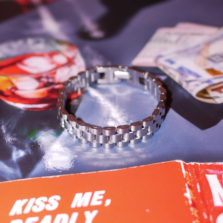 【ブレスレット】Watch silver bracelet - 𝐇𝐨𝐧𝐞𝐲 𝐁𝐮𝐭𝐭𝐞𝐫 𝐍𝐢𝐧𝐞