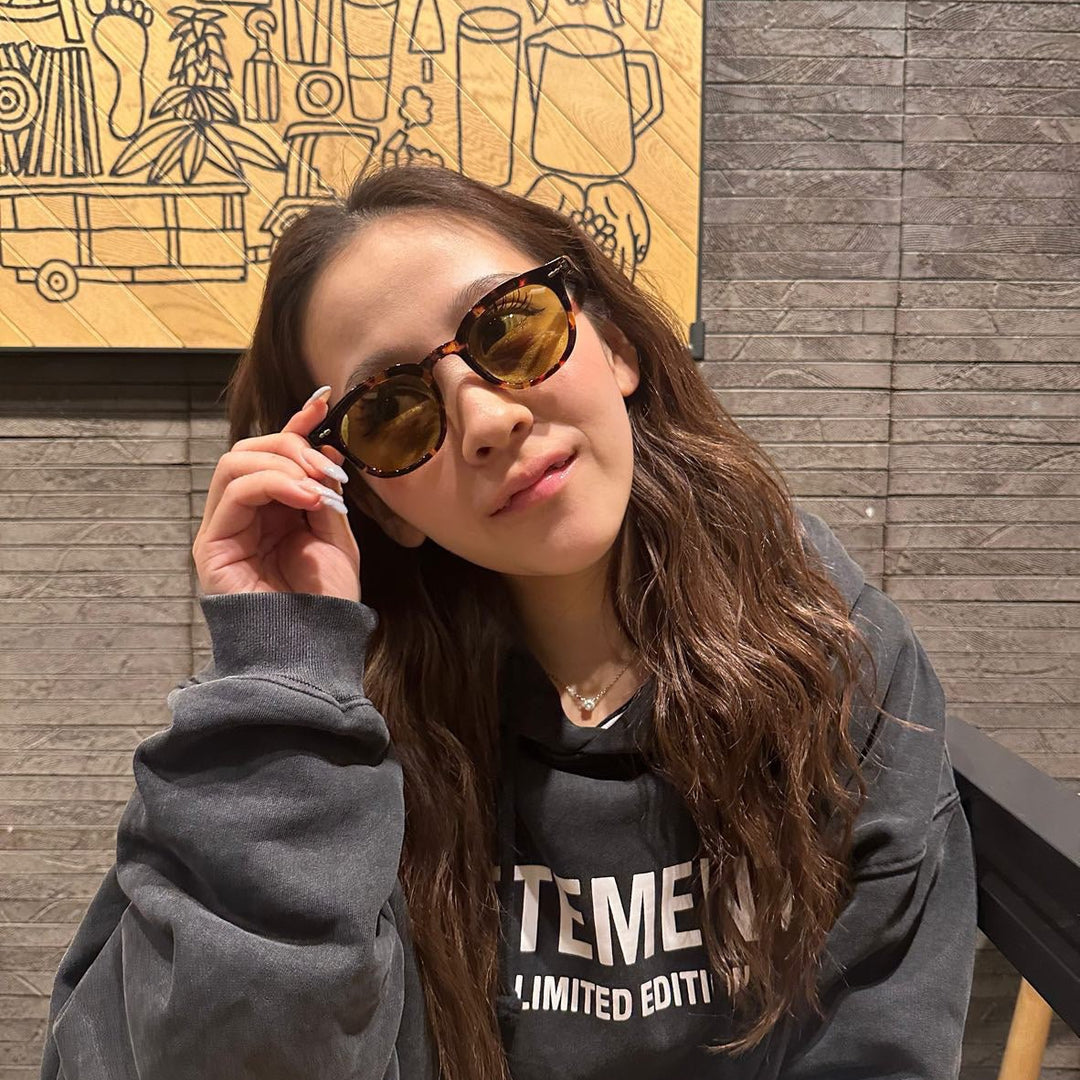 Wellington sunglasses - 𝐇𝐨𝐧𝐞𝐲 𝐁𝐮𝐭𝐭𝐞𝐫 𝐍𝐢𝐧𝐞