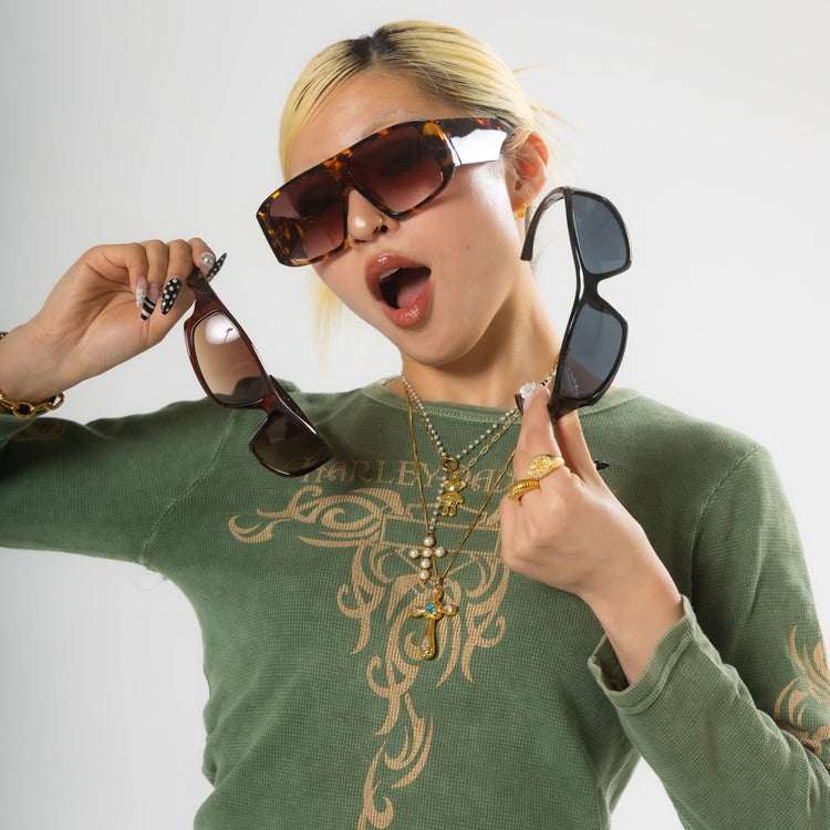 Wide vol sunglasses - 𝐇𝐨𝐧𝐞𝐲 𝐁𝐮𝐭𝐭𝐞𝐫 𝐍𝐢𝐧𝐞