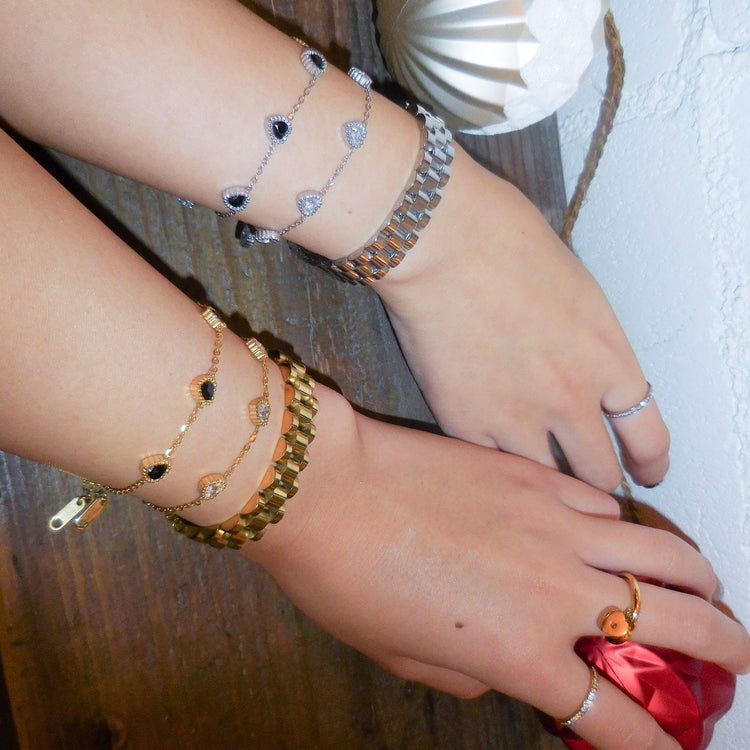 Zirconia heart bracelet - 𝐇𝐨𝐧𝐞𝐲 𝐁𝐮𝐭𝐭𝐞𝐫 𝐍𝐢𝐧𝐞