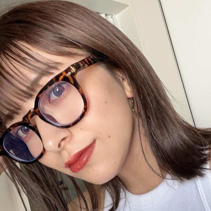 Basic glasses - 𝐇𝐨𝐧𝐞𝐲 𝐁𝐮𝐭𝐭𝐞𝐫 𝐍𝐢𝐧𝐞