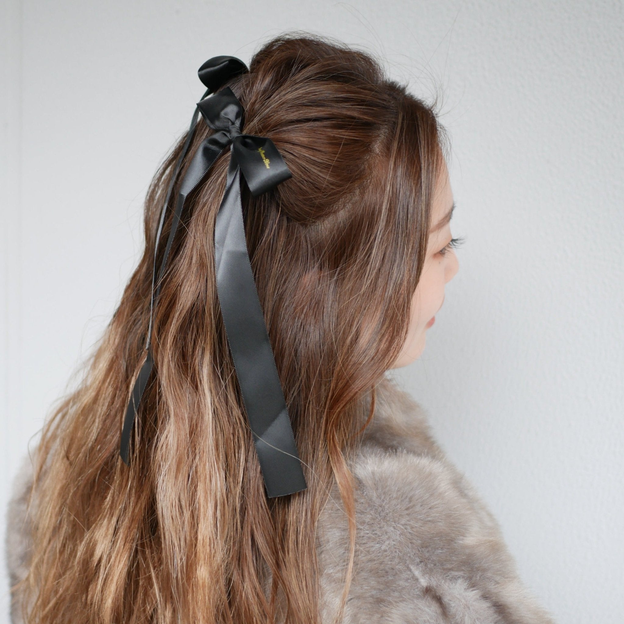 Black ribbon clip (2set) - 𝐇𝐨𝐧𝐞𝐲 𝐁𝐮𝐭𝐭𝐞𝐫 𝐍𝐢𝐧𝐞