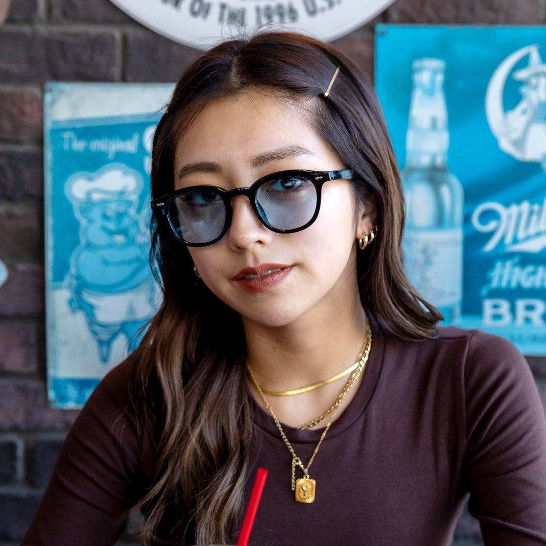 Blue lens sunglasses - 𝐇𝐨𝐧𝐞𝐲 𝐁𝐮𝐭𝐭𝐞𝐫 𝐍𝐢𝐧𝐞