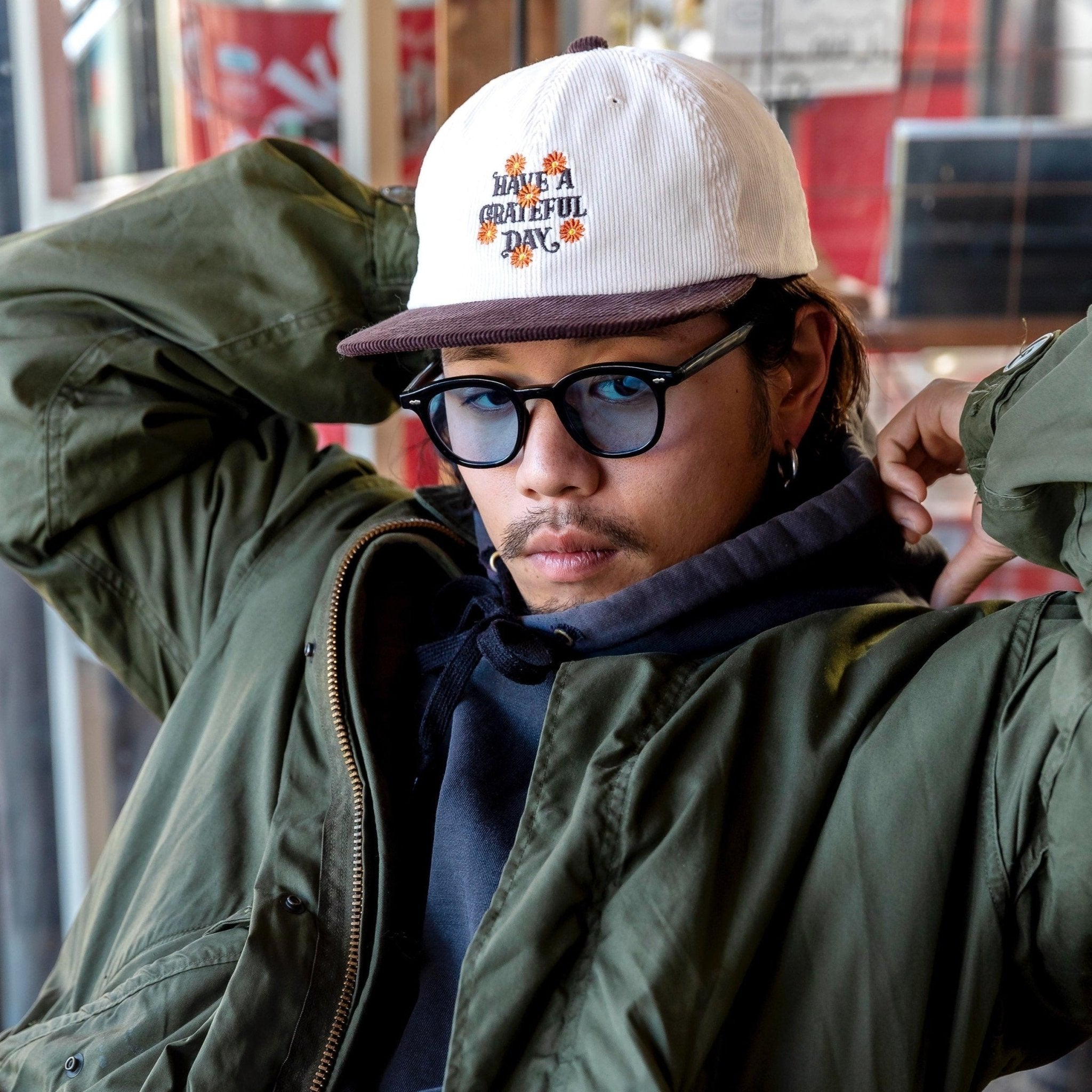 Blue lens sunglasses - 𝐇𝐨𝐧𝐞𝐲 𝐁𝐮𝐭𝐭𝐞𝐫 𝐍𝐢𝐧𝐞