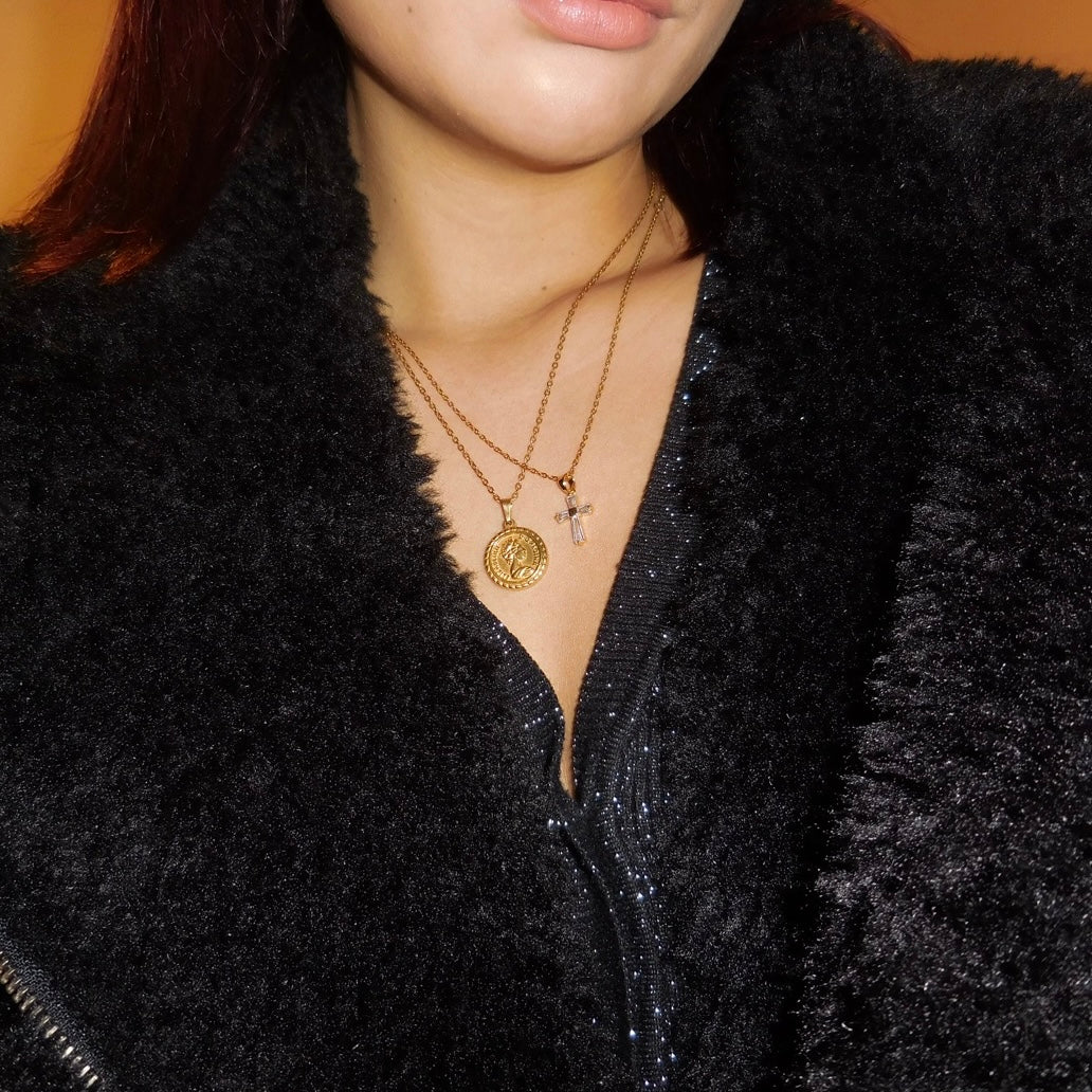 Cross coin necklace (2セット) - 𝐇𝐨𝐧𝐞𝐲 𝐁𝐮𝐭𝐭𝐞𝐫 𝐍𝐢𝐧𝐞