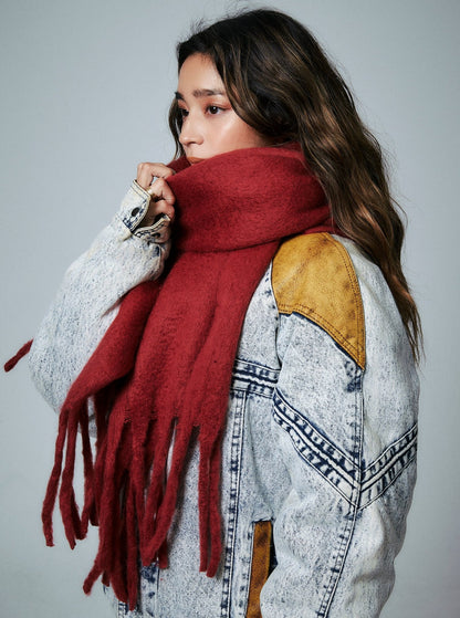 Cutie Scarf - 𝐇𝐨𝐧𝐞𝐲 𝐁𝐮𝐭𝐭𝐞𝐫 𝐍𝐢𝐧𝐞