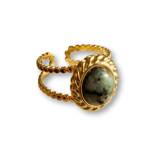 Stone ring - 𝐇𝐨𝐧𝐞𝐲 𝐁𝐮𝐭𝐭𝐞𝐫 𝐍𝐢𝐧𝐞