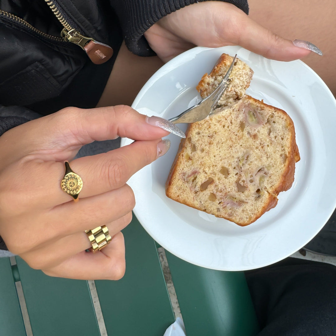 Sunny ring - 𝐇𝐨𝐧𝐞𝐲 𝐁𝐮𝐭𝐭𝐞𝐫 𝐍𝐢𝐧𝐞